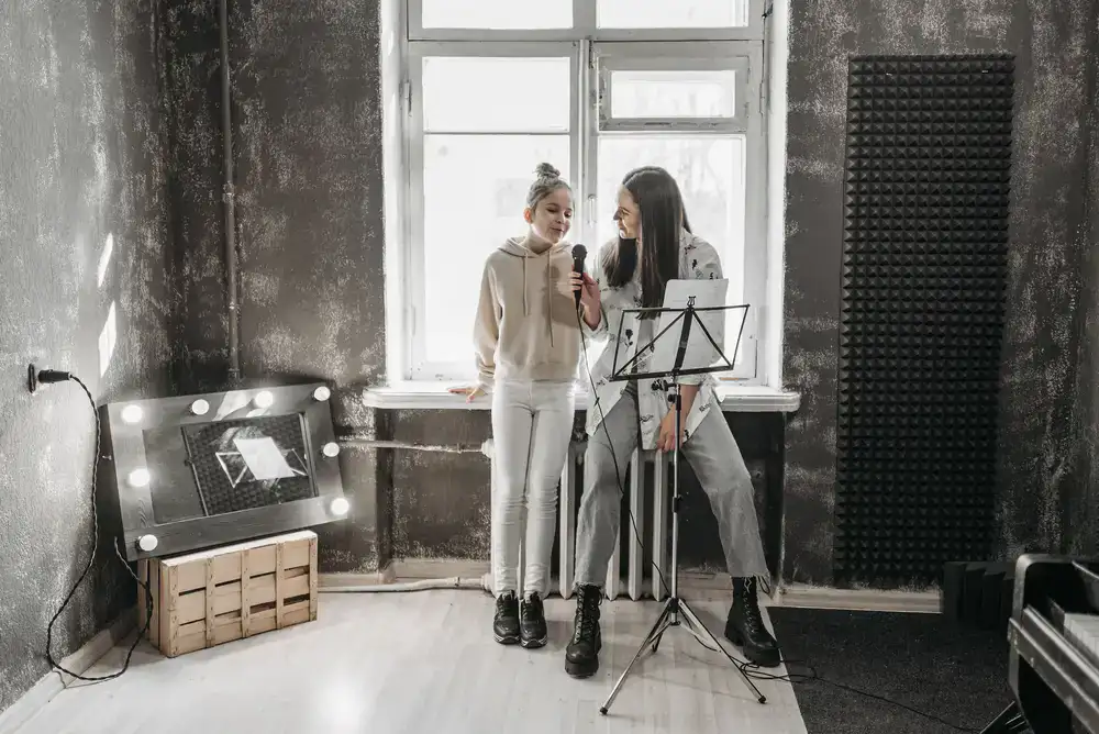 Vocal coach at the keyboard